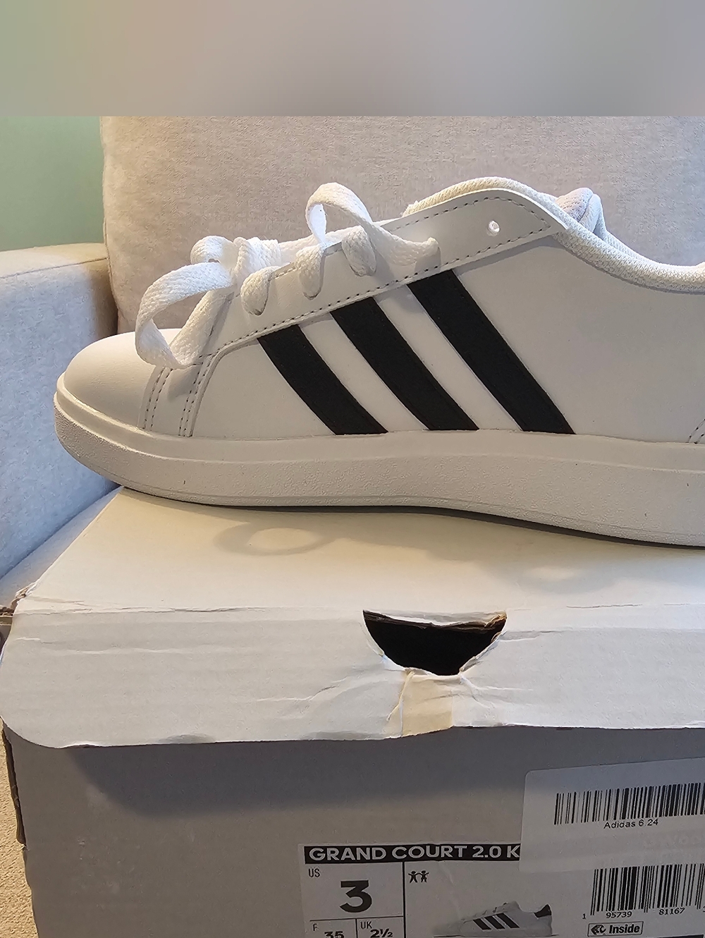 NWT Adidas Kids Grand Court 2.0- Size 3